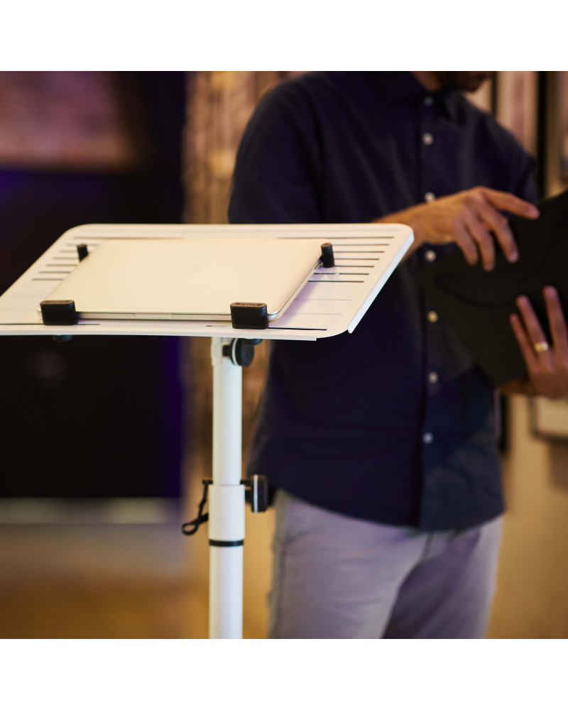 Gravity LTS T 02 W Uniwersalny statyw pod laptopa z regulowanymi kołkami mocującymi i stalową podstawą, biały