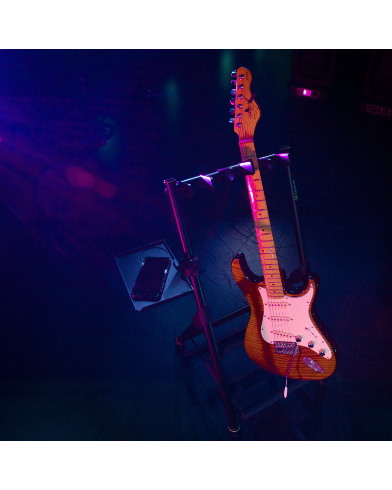 Gravity MA TRAY 3 Półka do statywów mikrofonowych z regulacją nachylenia - seria Traveler 220 mmx 145 mm