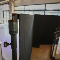 Gravity PAD A 4-kierunkowy adapter do rurowych zasłon dla statywów 35 mm