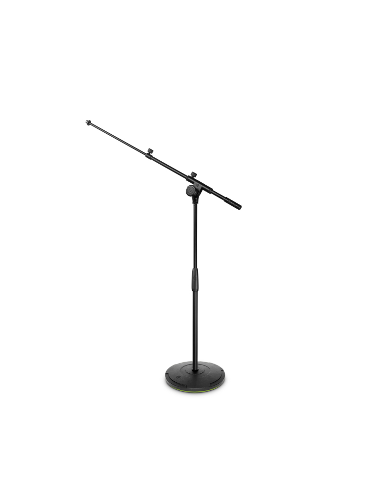 Gravity TMS 2222 Krótki statyw mikrofonowy z serii Touring z okrągłą podstawą i teleskopowym wysięgnikiem z regulacją w dwóch punktach
